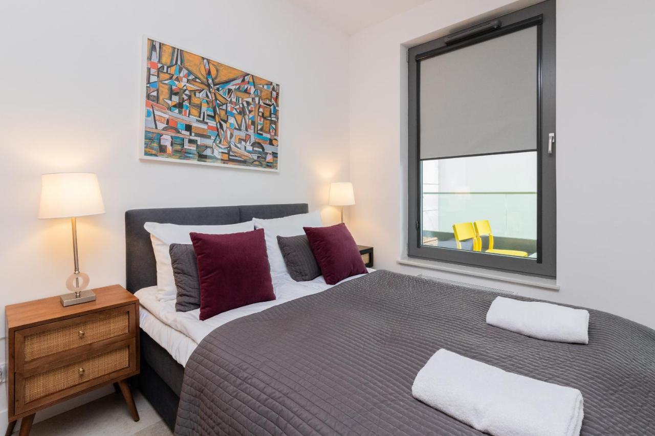 Plac Unii Apartment Gdynia City Centre By Noclegi Renters Eksteriør bilde